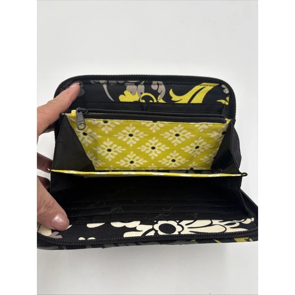 Vera Bradley Accordion Wallet‎ BAROQUE Accordian